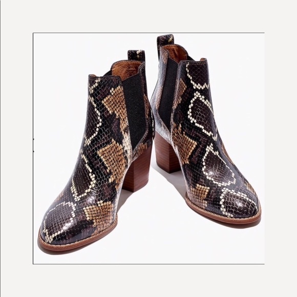 Madewell} Regan Snake Embossed Boots Size